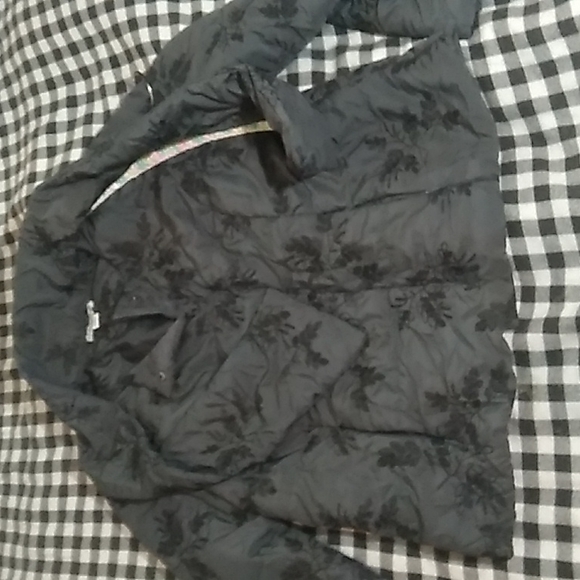 Cold water Creek Red Brocade Snap Up Jacket - Picture 7 of 8